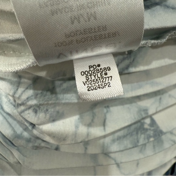 Vince Blouse Washed Lily Pleated Button Down in Pale Azure Blue - Picture 12 of 12